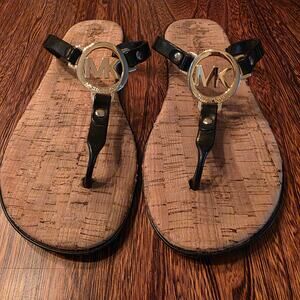 Michael Kors Sandals Flip Flop MK LOGO Sz 7 Cork Black Gold Metallic accents